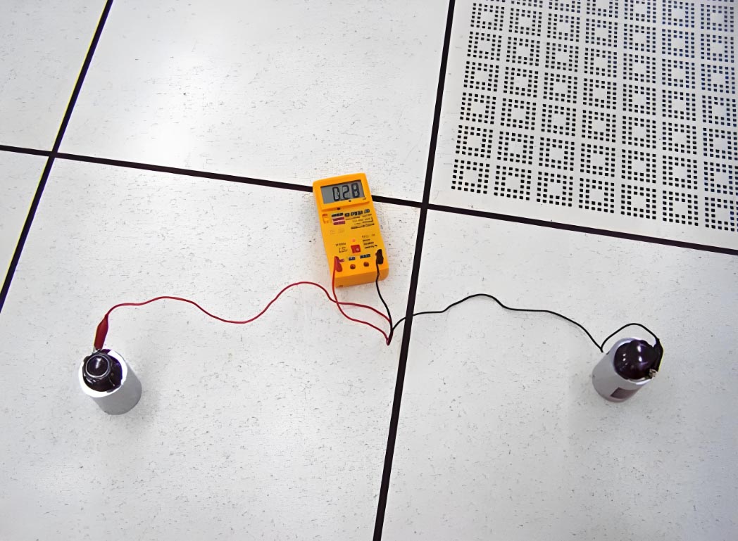 anti-static raised floor .jpg